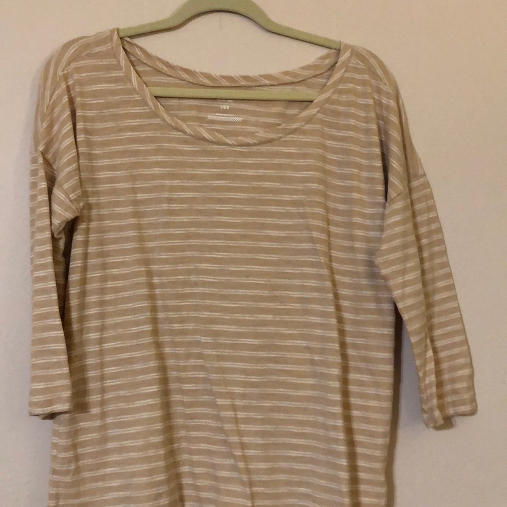3/4 length sleeve tan and white striped T